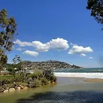 Daire Piscines - Climatisation - Calme - Wifi - Plages - Vue - Bord De - Parking Roses