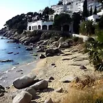 Piscines - Climatisation - Calme - Wifi - Plages - Vue - Bord De - Parking