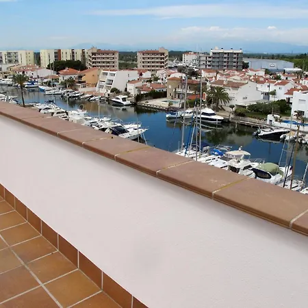 Piscines - Climatisation - Calme - Wifi - Plages - Vue - Bord De - Parking Appartamento
