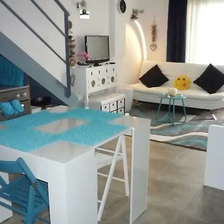 Piscines - Climatisation - Calme - Wifi - Plages - Vue - Bord De - Parking Appartamento *