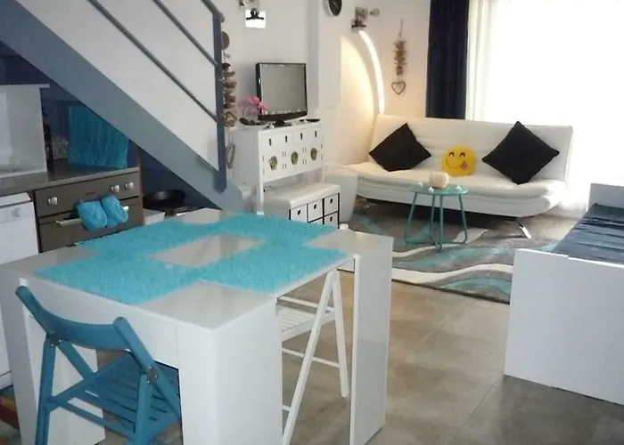 Piscines - Climatisation - Calme - Wifi - Plages - Vue - Bord De - Parking Apartment *