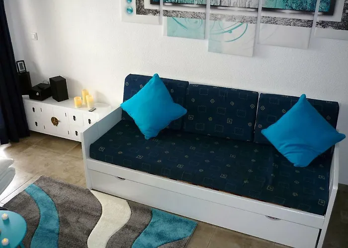 Piscines - Climatisation - Calme - Wifi - Plages - Vue - Bord De - Parking Apartment Roses