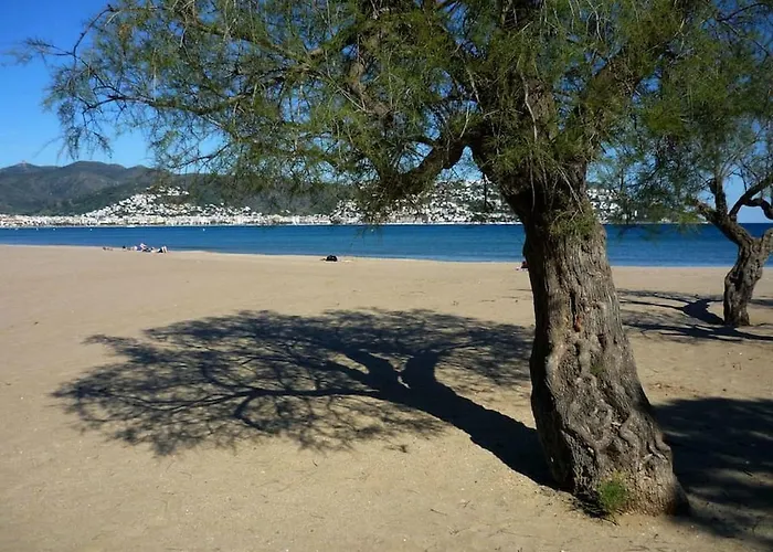 Piscines - Climatisation - Calme - Wifi - Plages - Vue - Bord De - Parking *